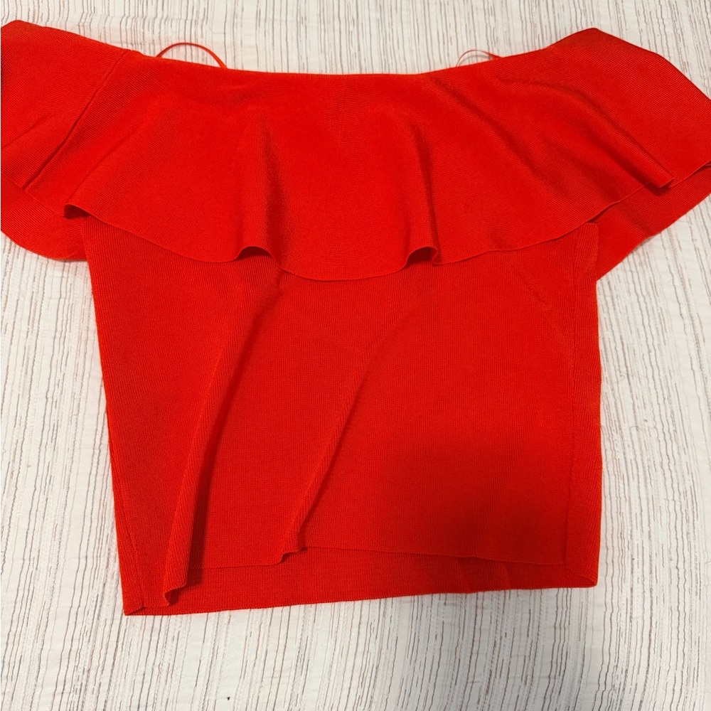 Zara Red Off-Shoulder Ruffle Crop Top - Picture 4 of 4